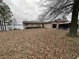 833 Cedar Pt Rd
