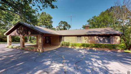 1542 Shoemaker Road