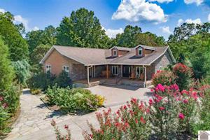 198 Blue Springs Boulevard
