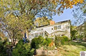 121 Spring Hill