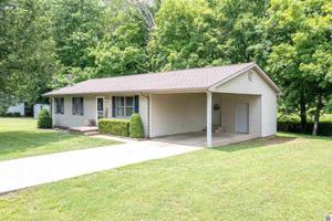 124 Pebble Creek Dr.
