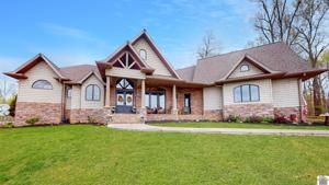 683 Trinity Ln