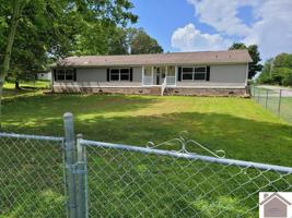810 Hawkeye Road