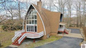 748 Ridge Rd