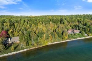 2950 Chippewa Beach Road
