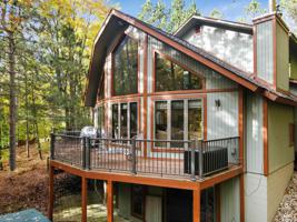 1605 Robin Court