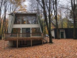 6465 Foothills Trail