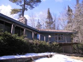 3927 Shaw Park Road