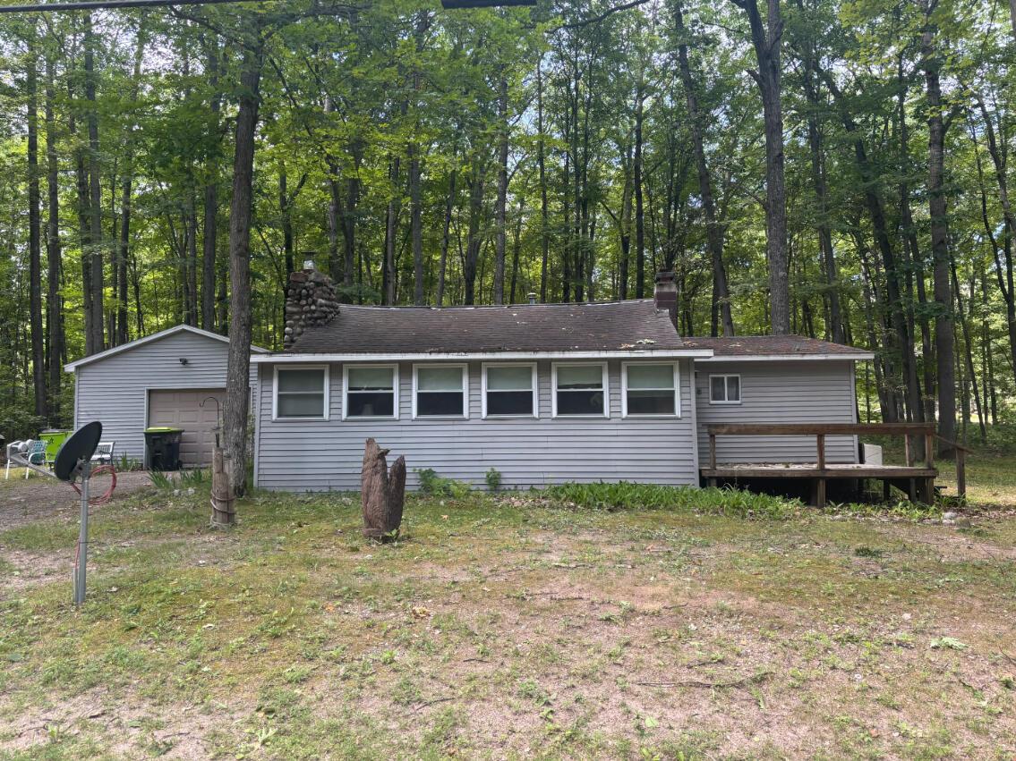 Image 1: 2215 W Higgins Lake Dr