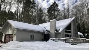 6914 Pheasant Run