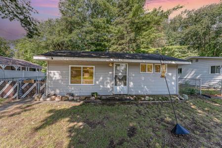 107 Hardwood Avenue