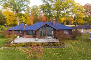 124 Lake Shore Drive