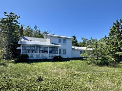 18453 Nipigon Lane