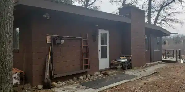 7424 Roy Road