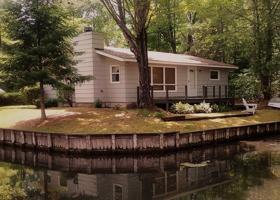 1028 Reef Road
