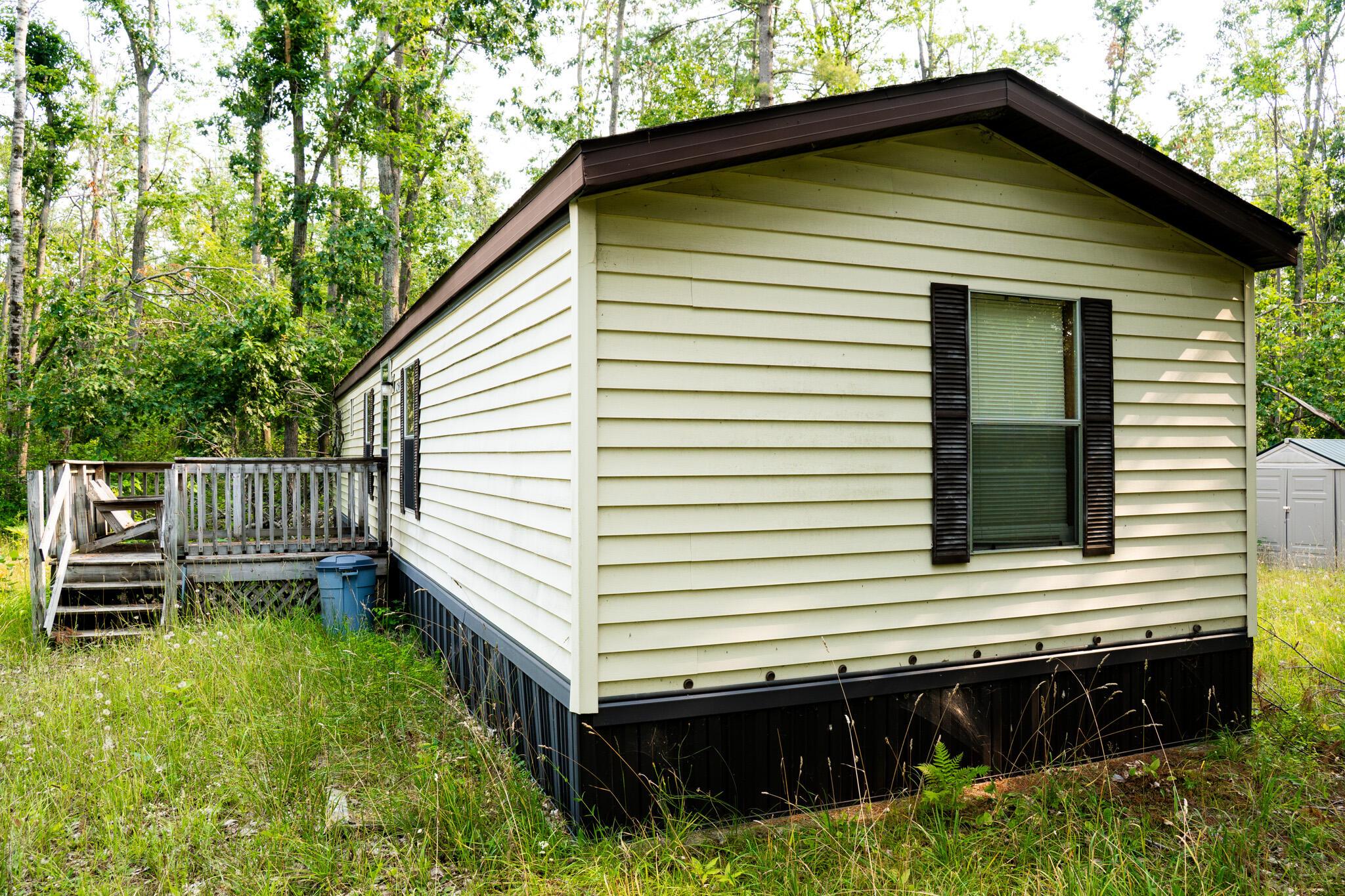 Image 3: Exterior