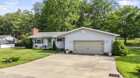 105 Ashwood Drive