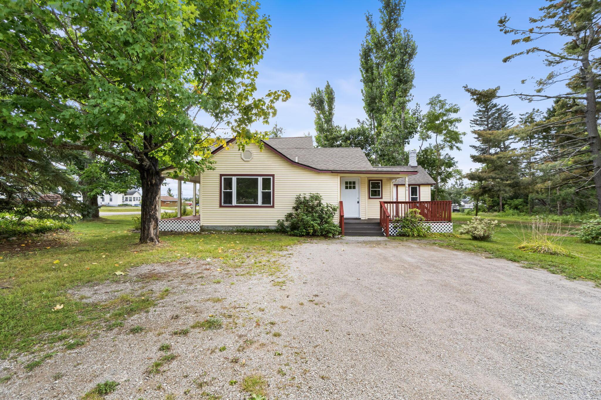 Image 3: 2-web-or-mls-DSC08931