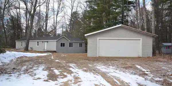 3456 Hillwood Drive