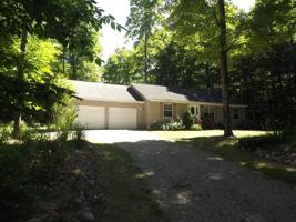 8406 Ridgeview Drive