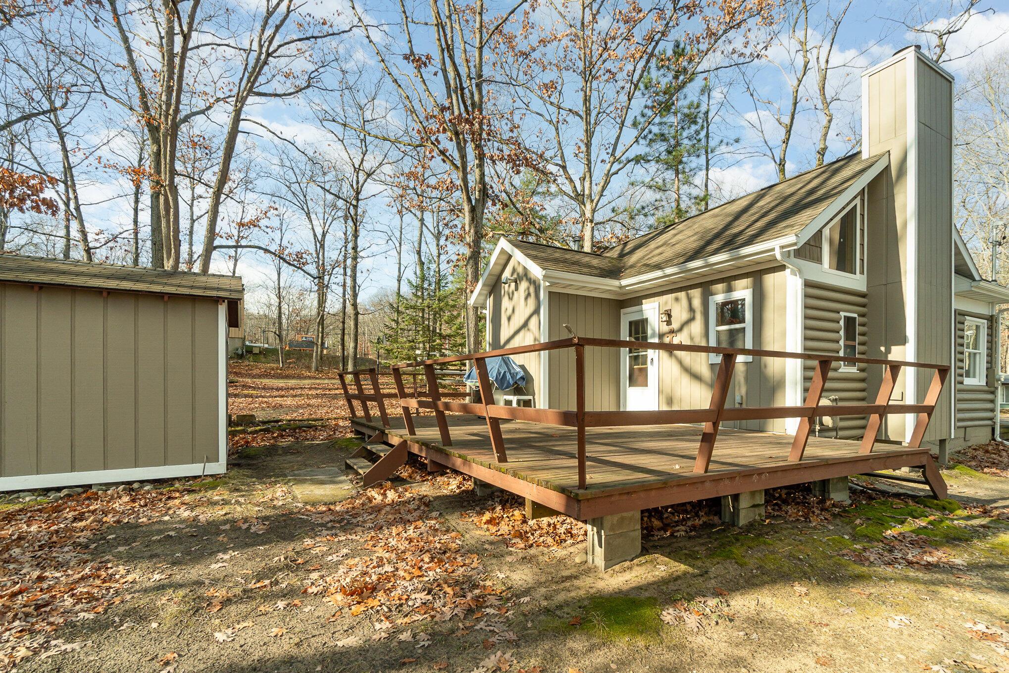 Image 1: 003_nextdoorphotos_31-edit_316