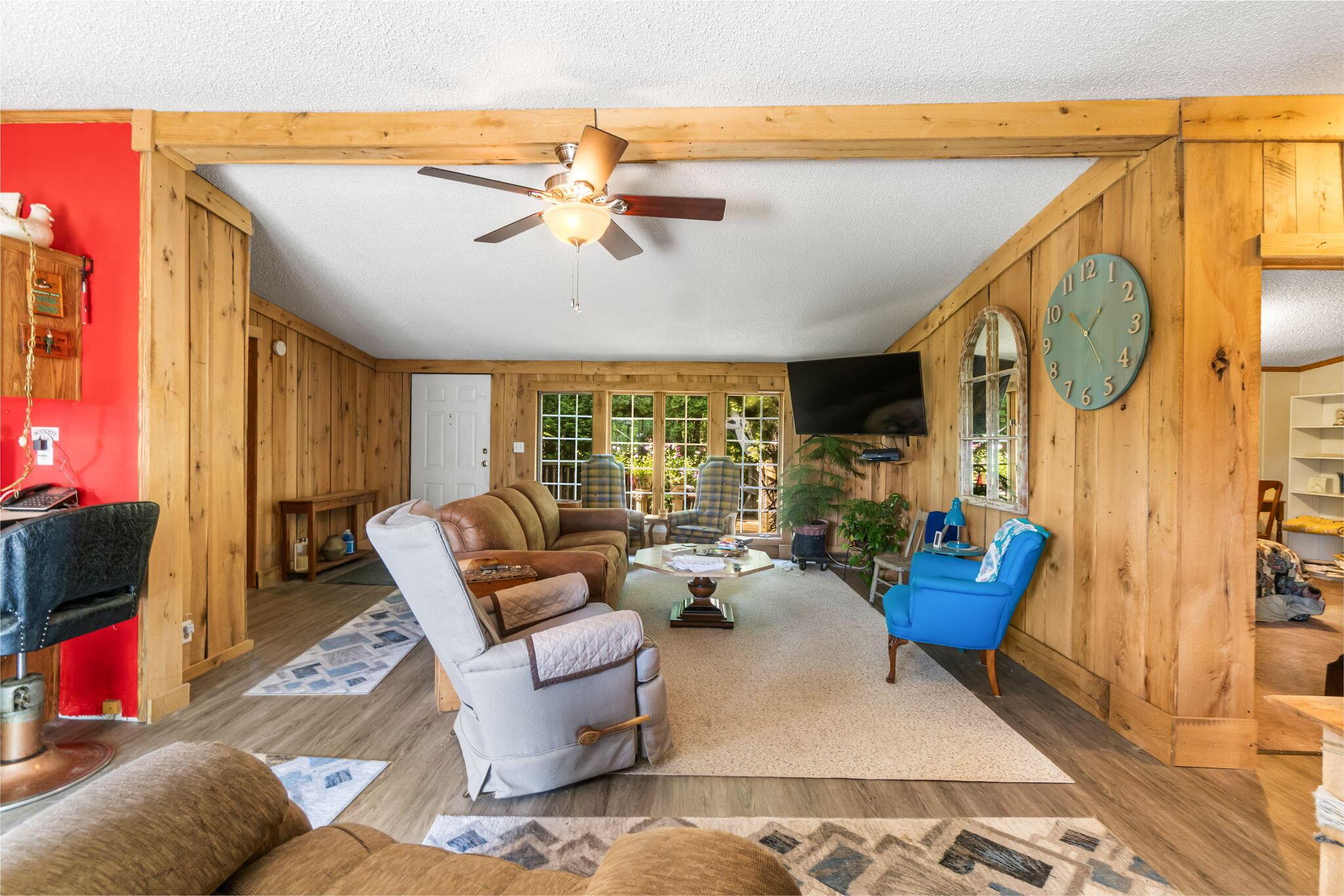 Image 4: 17-web-or-mls-DSC06606