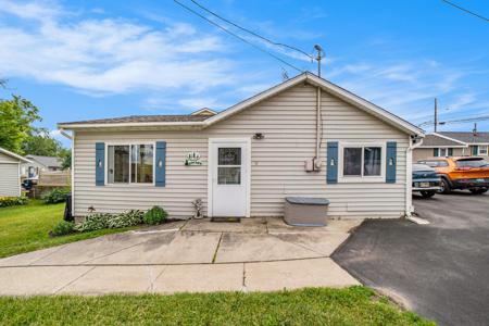 6366 W Houghton Lake Drive