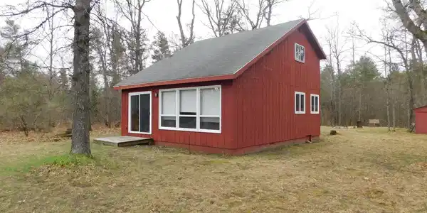 5017 Woodridge Road