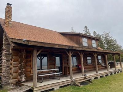 196 E Huron Drive