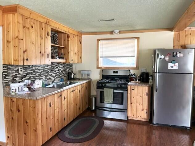Image 2: Akitchen