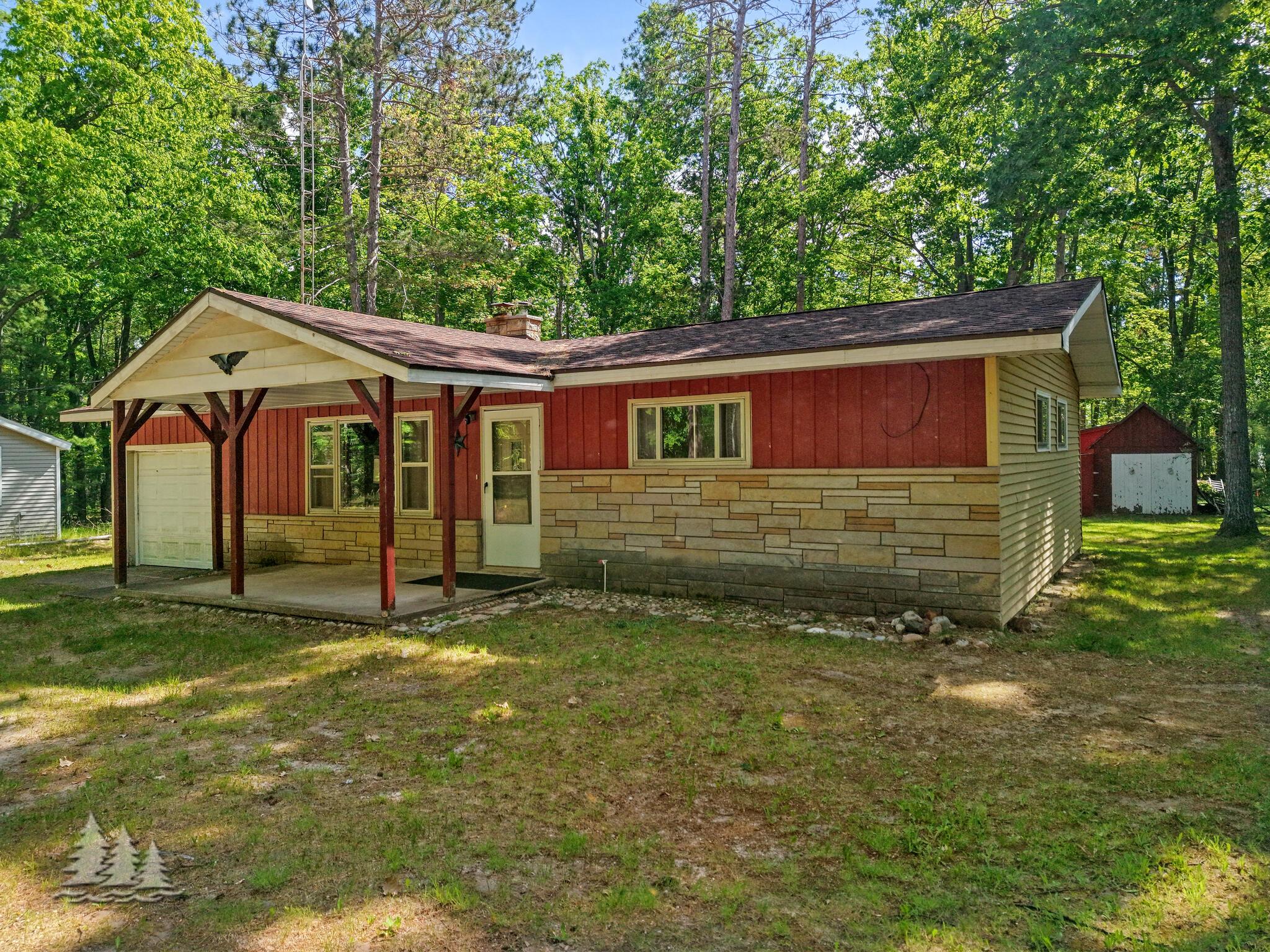Image 1: 3322 Terrace Dr.
