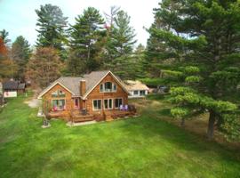 1412 Log Cabin Lane