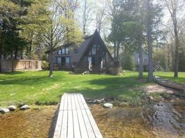 558 W Shoreview Lane