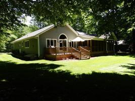 867 Michaywe Drive