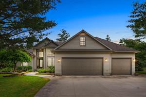 2077 E Houghton Lake Drive