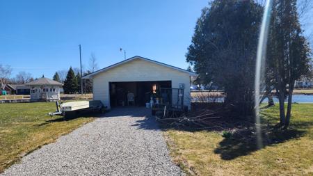 4660B Cains Drive