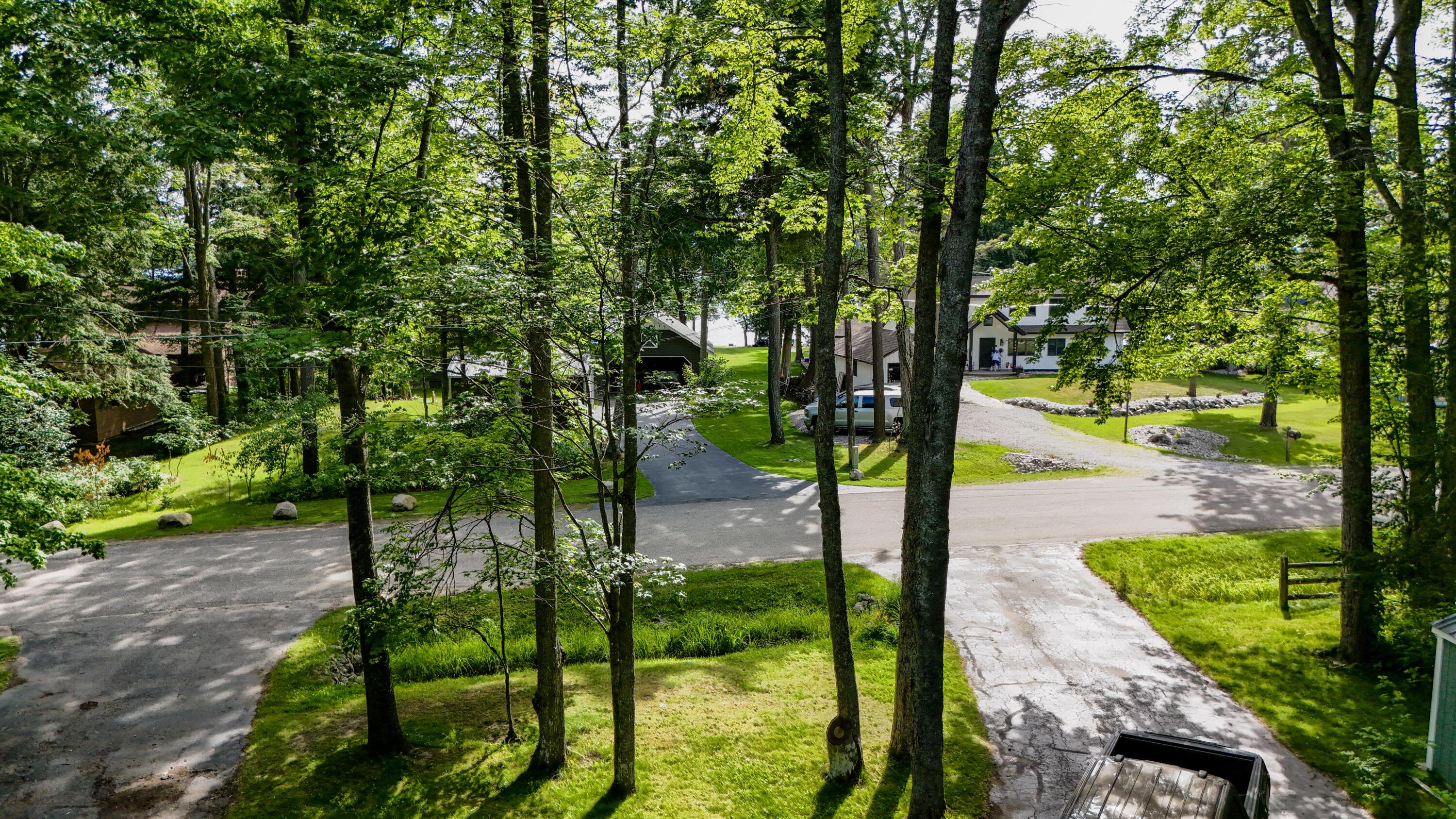 Image 3: 3-DJI_20250708172259_0087_D-HDR