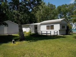 1394 Nicolet Drive