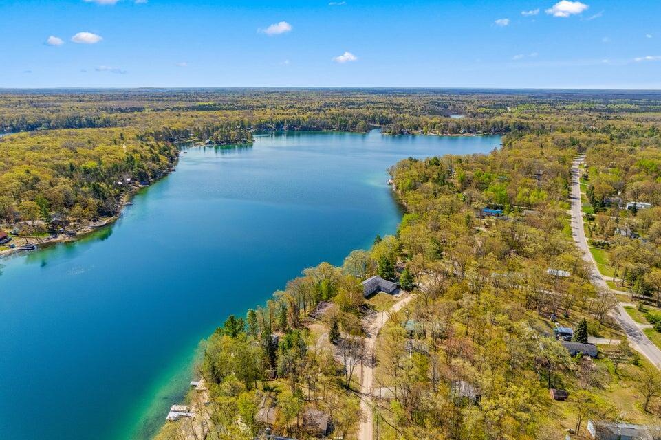 Image 2: Honey Ln Aerial 2