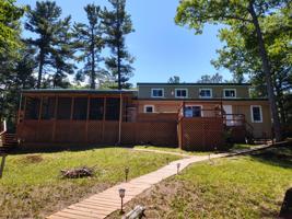 6136 Beach Road