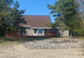 8206 N Point Shores Drive