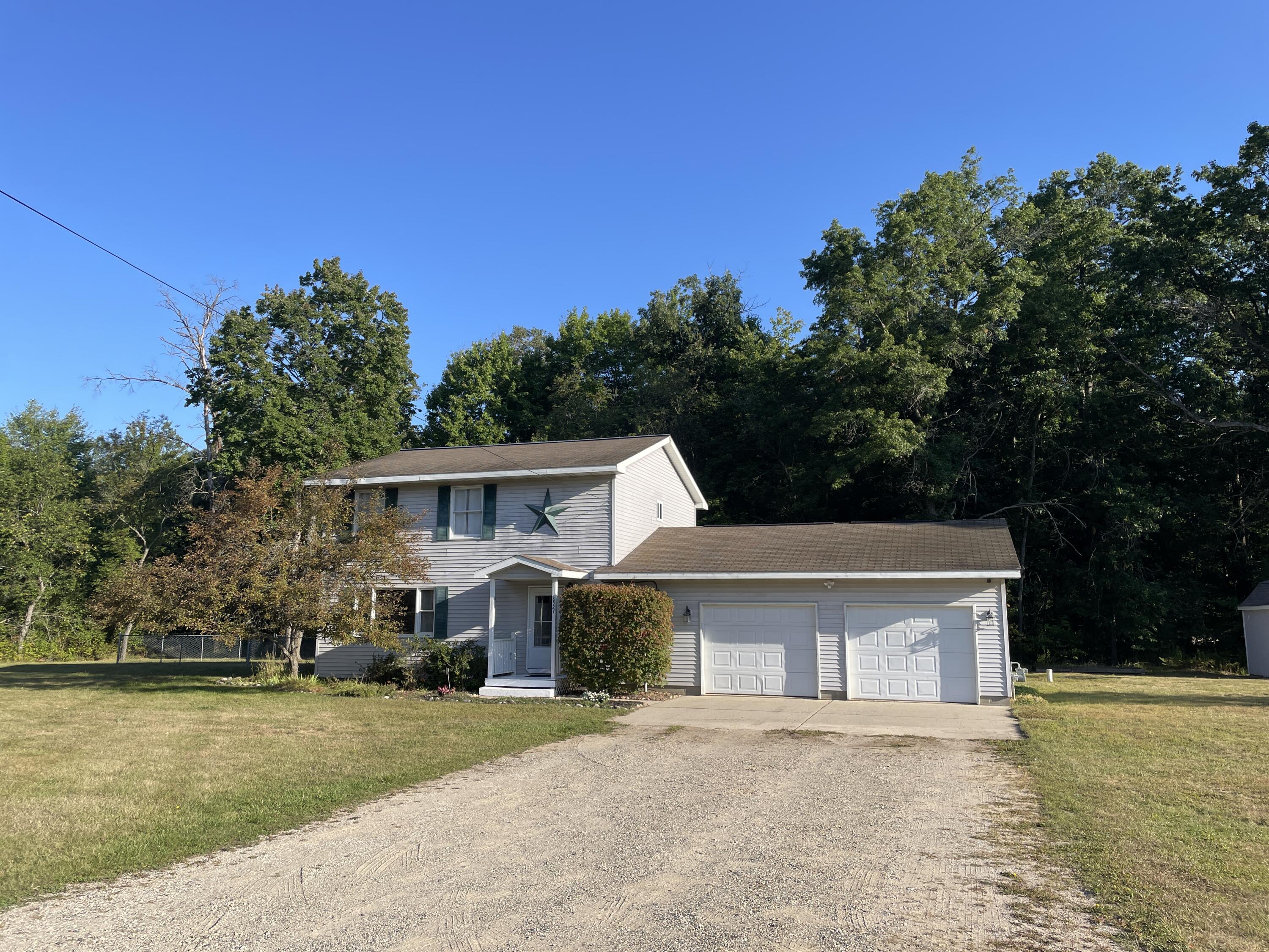 Image 1: 8527 Artesia Beach Rd