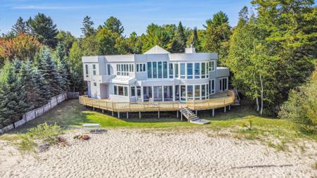 1300 Nicolet Drive