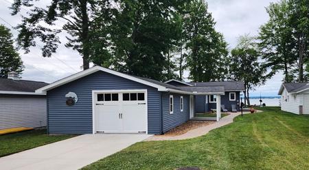 1115 Long Point Drive