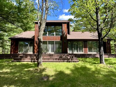 4400 Betsy Boulevard
