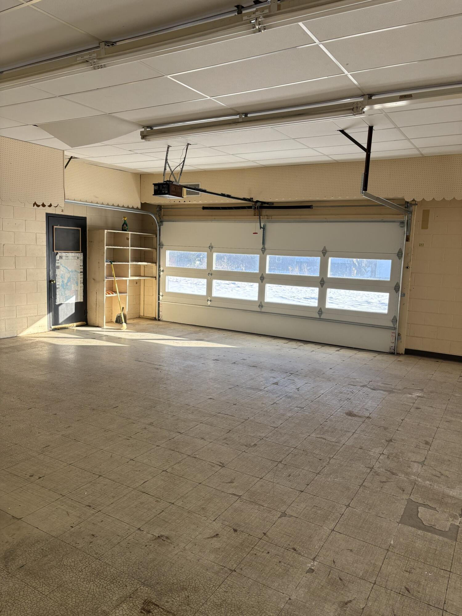 Image 3: N Building Show Room Loading Area