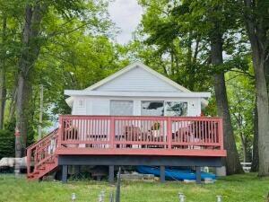 1106 Houghton View Drive