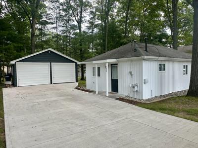 102 Pleasant View Avenue