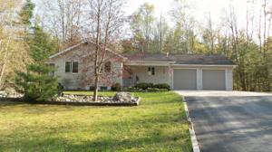 8450 Lakewood Drive