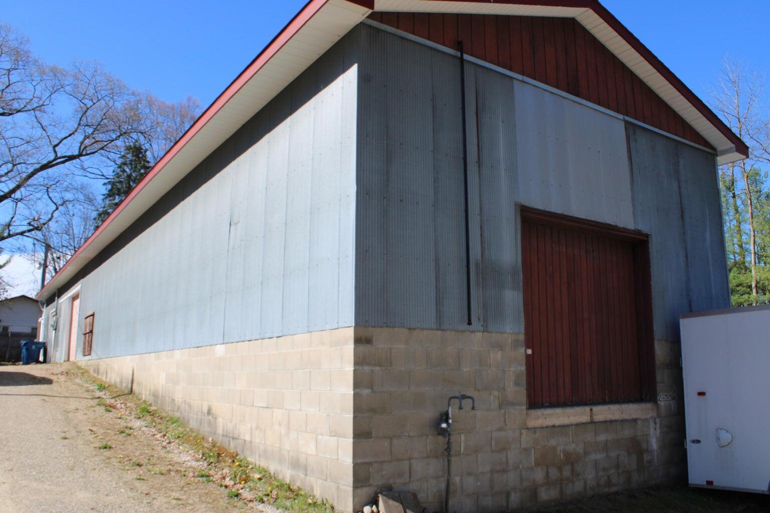 Image 3: front left